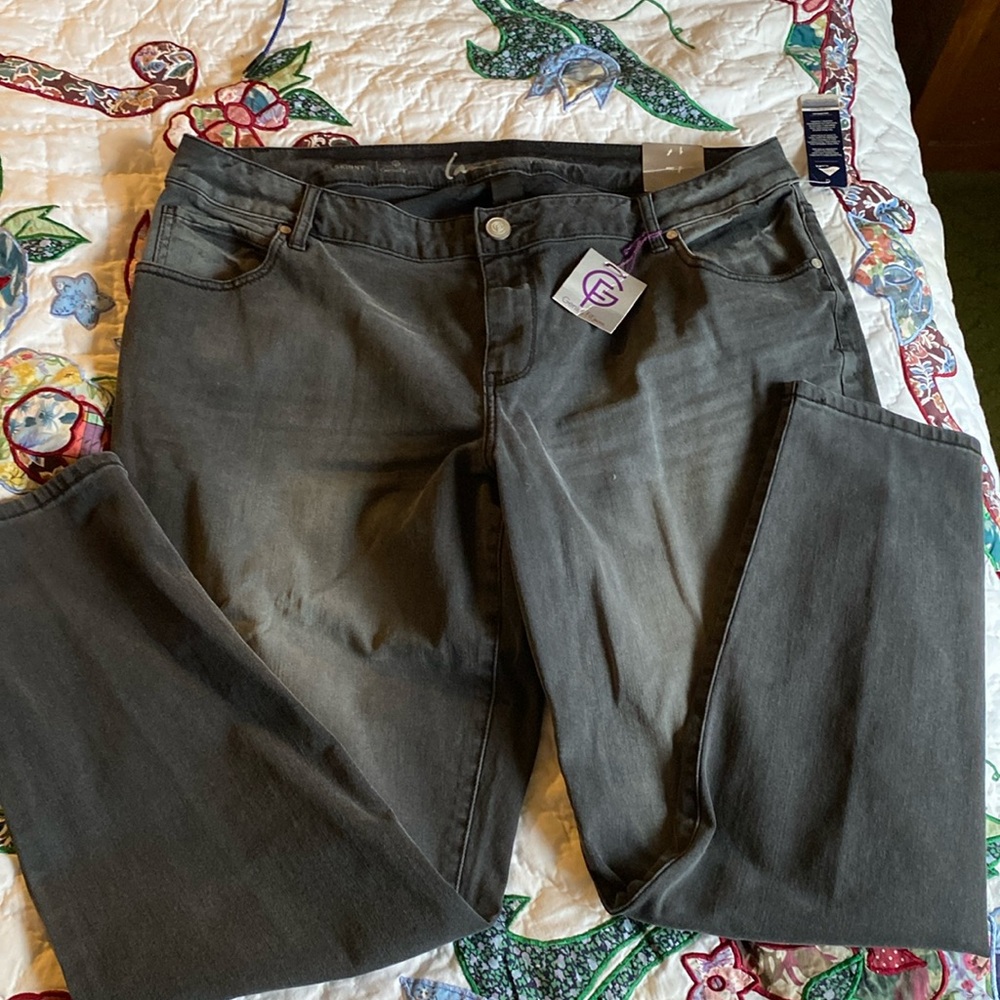 New Black Jeans by Lane Bryant Size 20 Genius Fit